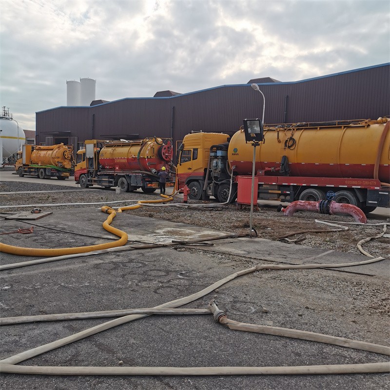 印台污水池清理